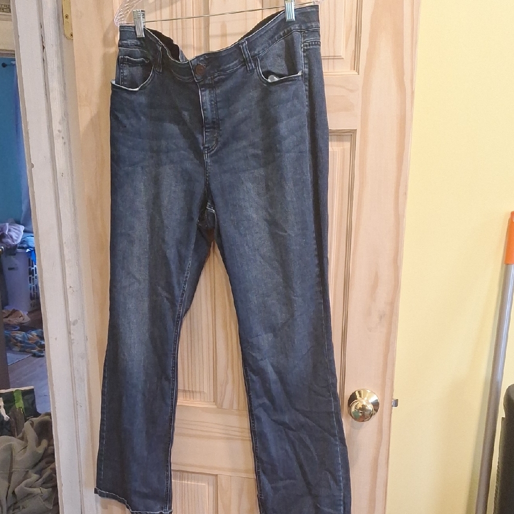 Women's Straight Leg Jeans - Blue